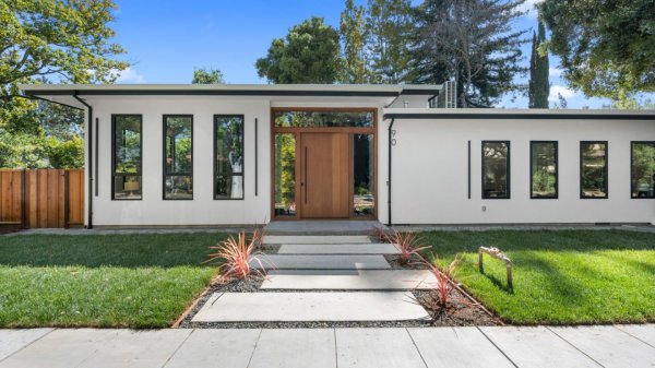 90 Cres Dr PALO ALTO, CA 94301