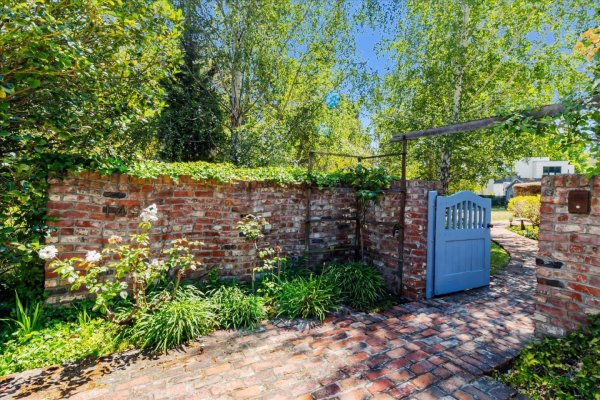 1492 Webster St PALO ALTO, CA 94301