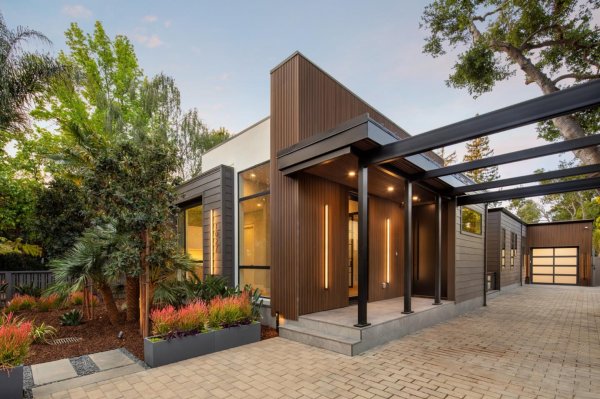 1027 Waverley St PALO ALTO, CA 94301