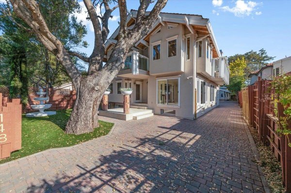 148 Kingsley Ave PALO ALTO, CA 94301